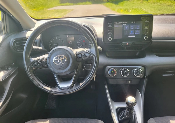 Toyota Yaris cena 59900 przebieg: 99000, rok produkcji 2020 z Radom małe 232